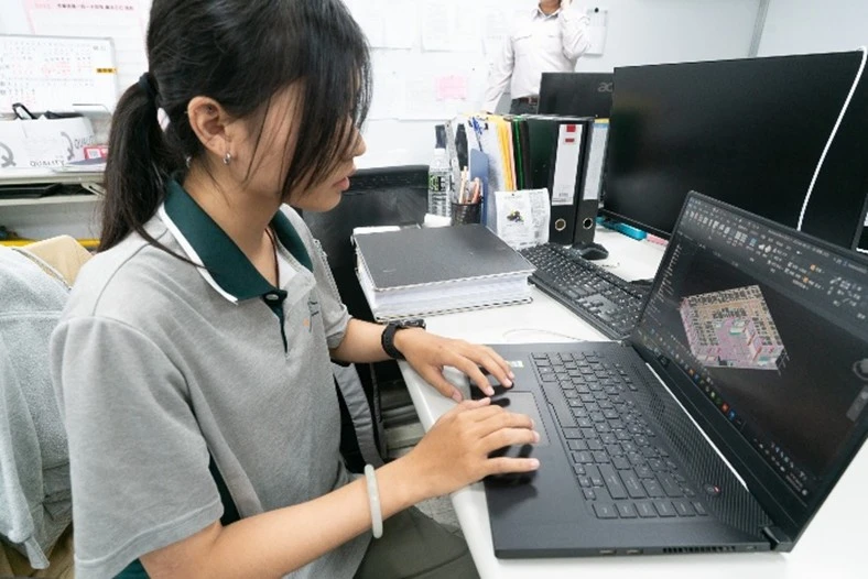 ▲恩汝目前是擔任助理工程師，主要職責是彙整內業資料